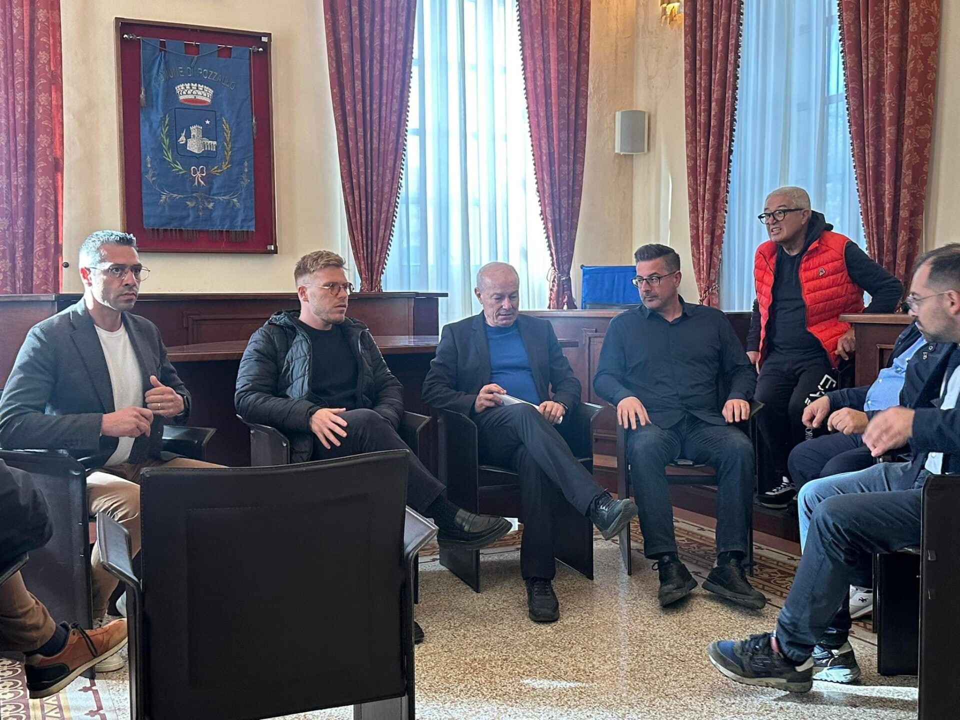 Pozzallo/2: sgombero case popolari, l’on. Ismaele La Vardera a sostegno delle famiglie dello Iacp