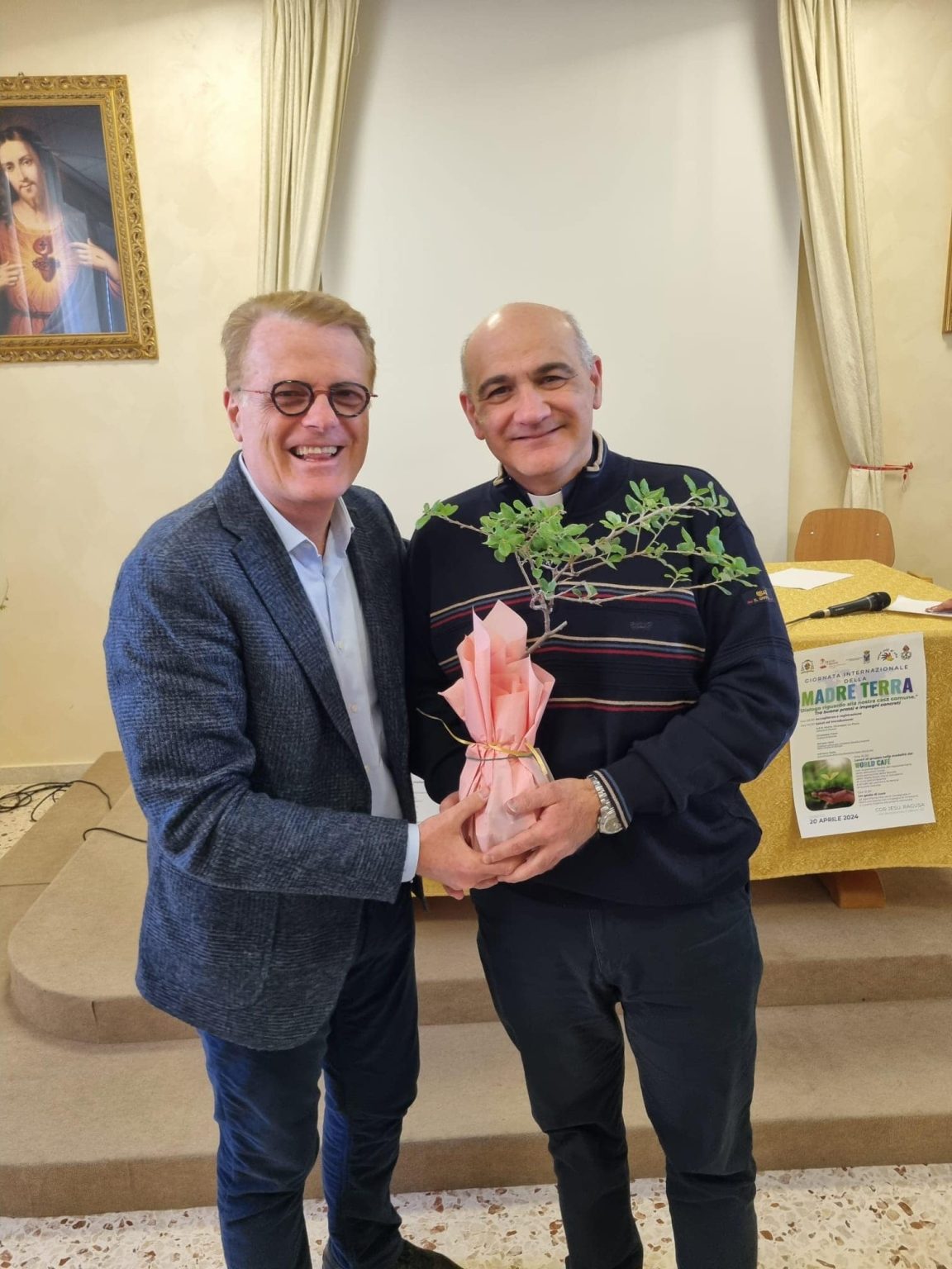La Diocesi di Ragusa ha celebrato la Giornata per la Madre Terra: un albero a dimora in ogni chiesa