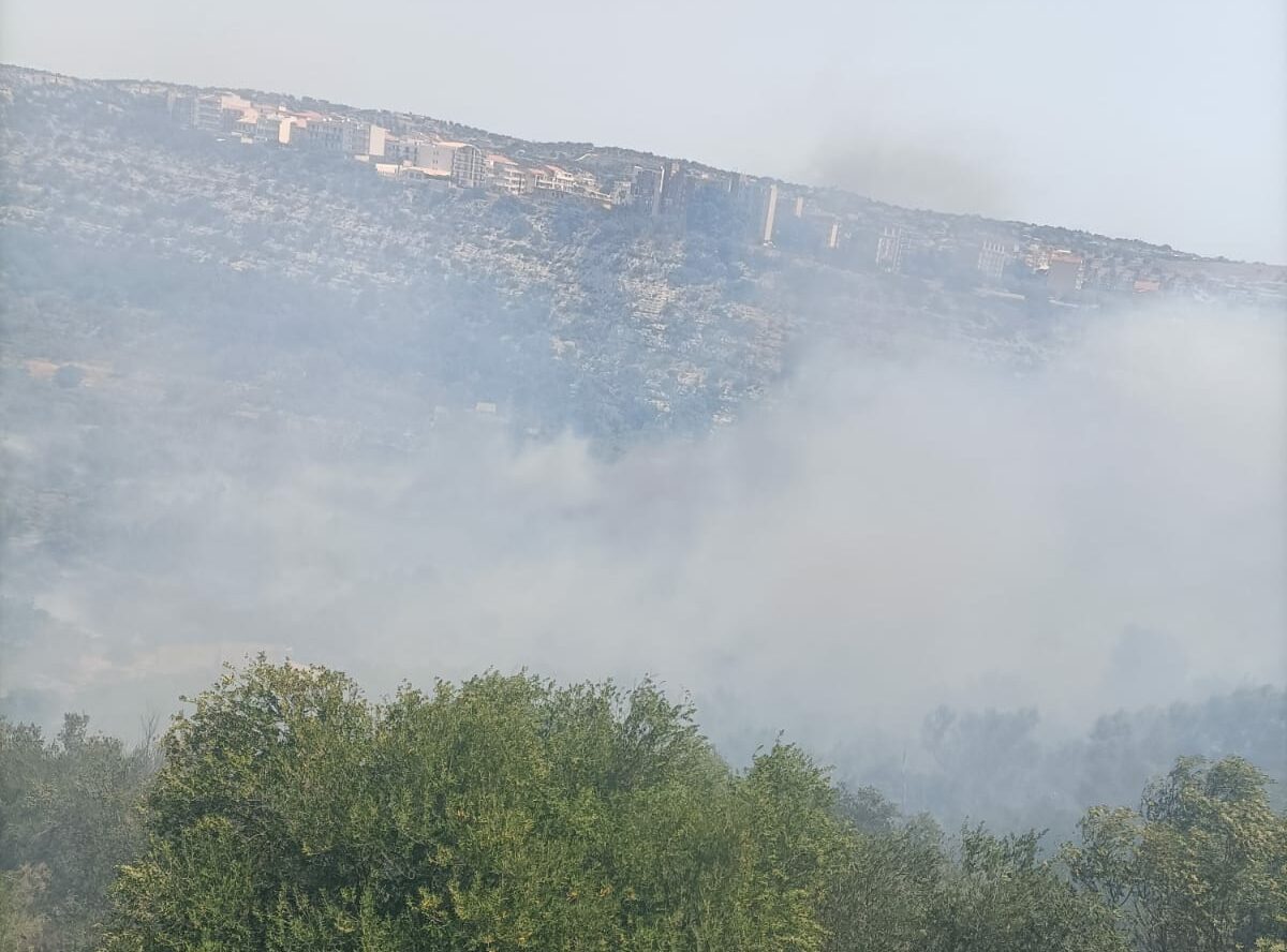 Incendi a Scicli e sul litorale ibleo: continua anche stamattina il lavoro dei VV.F.