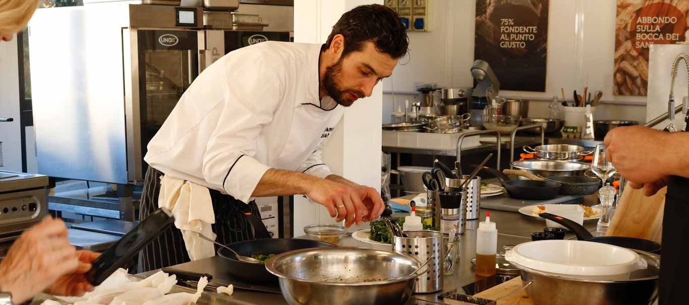 “A fuoco lento”, un convegno con lo chef Stefano Polato sulla cottura degli alimenti