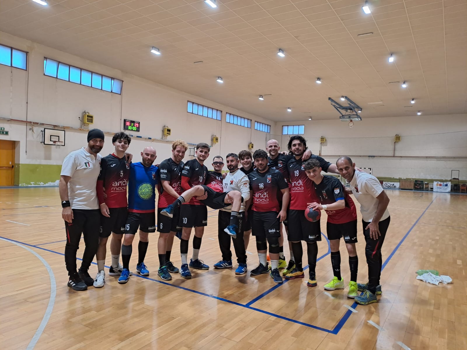 Pallamano: L’Andimoda Ragusa torna al successo, il sette ragusano vince il derby con lo Scicli