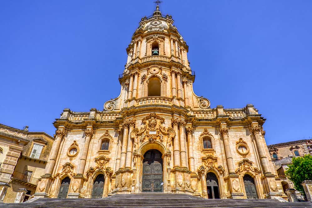 Celebrati oggi nella Chiesa di San Giorgio a Modica i funerali di Alessandro Brafa