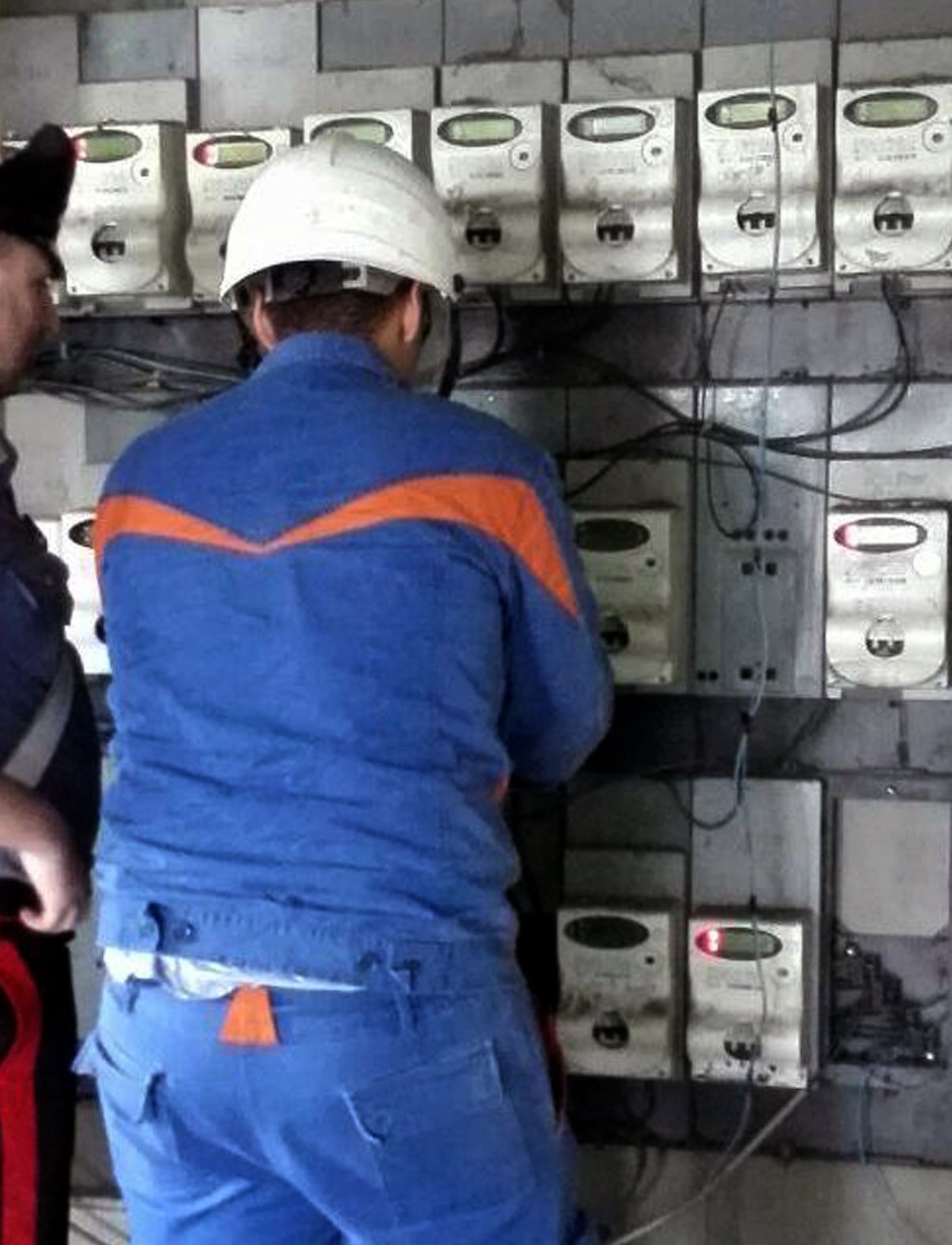 Furto aggravato di energia elettrica a Scoglitti, i Carabinieri deferiscono due albanesi
