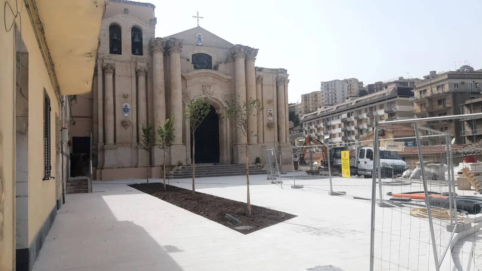 Riaprirà la piazza della Madonna delle Grazie a Modica prima della festa?