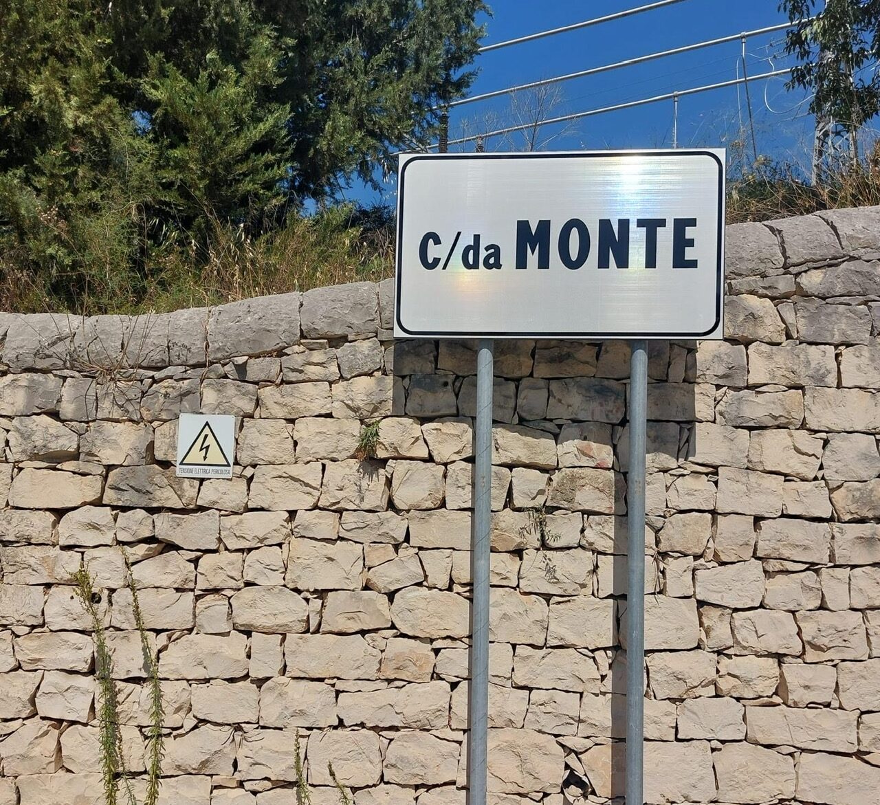 Ragusa: rifatta la segnaletica nelle contrade di Ragusa, Distefano: “Intervento utile anche per le emergenze”