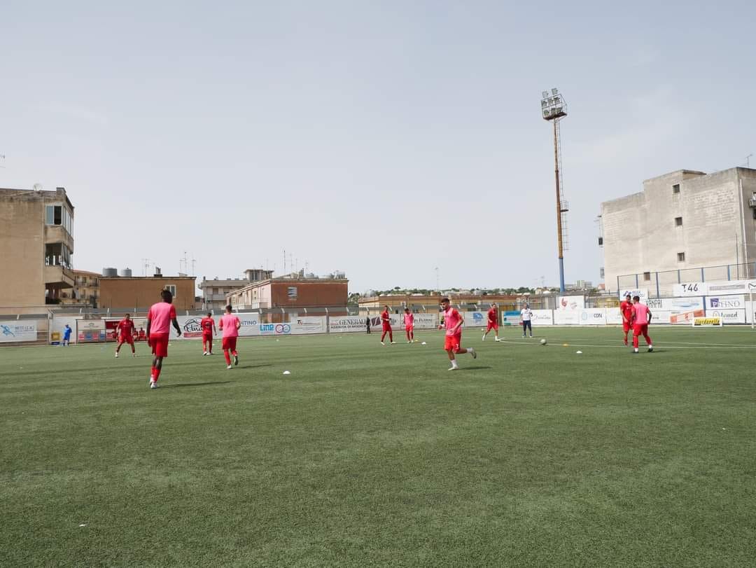 Il Modica Calcio domani al “Barone” per la finale di andata col Pompei, in gioco una fetta di serie D