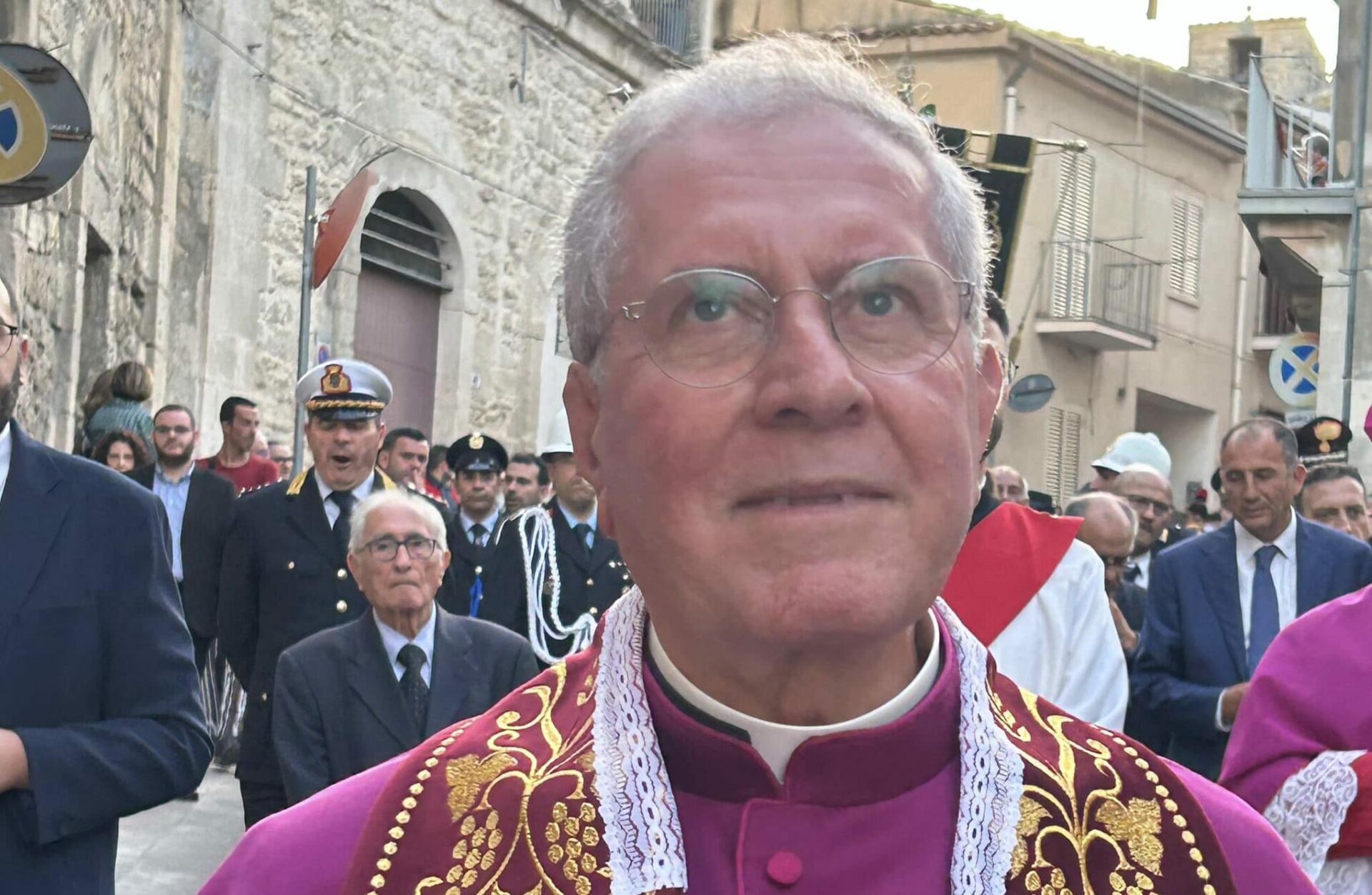 Appello dei parrocchiani di Ibla per non far trasferire don Pietro Floridia: le voci corrono