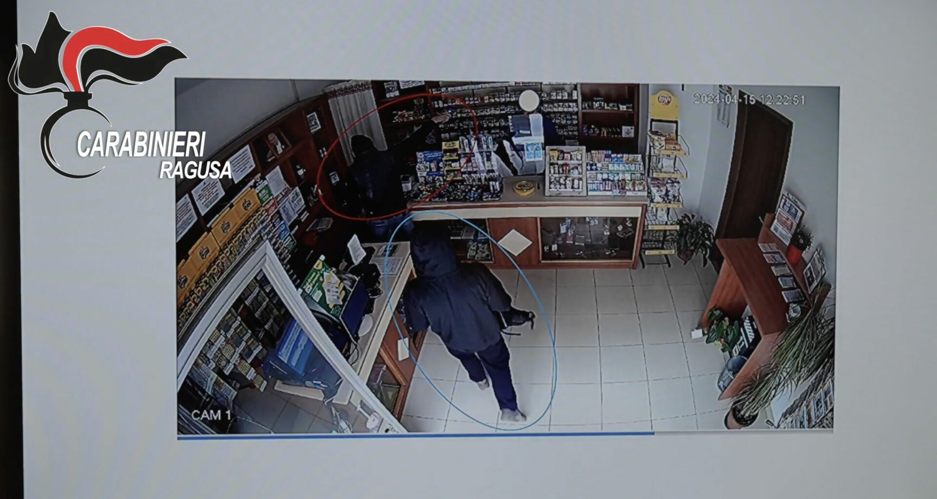 Arrestati i rapinatori della tabaccheria di Ispica: ideatrice e “palo” è stata una donna