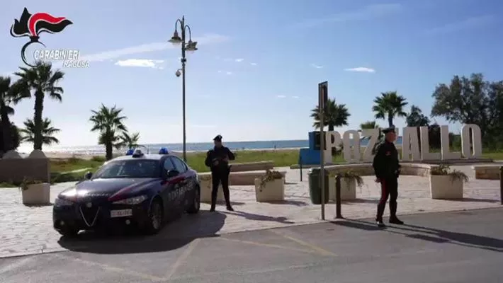Spacciavano droga sul lungomare, i Carabinieri arrestano due giovani pozzallesi