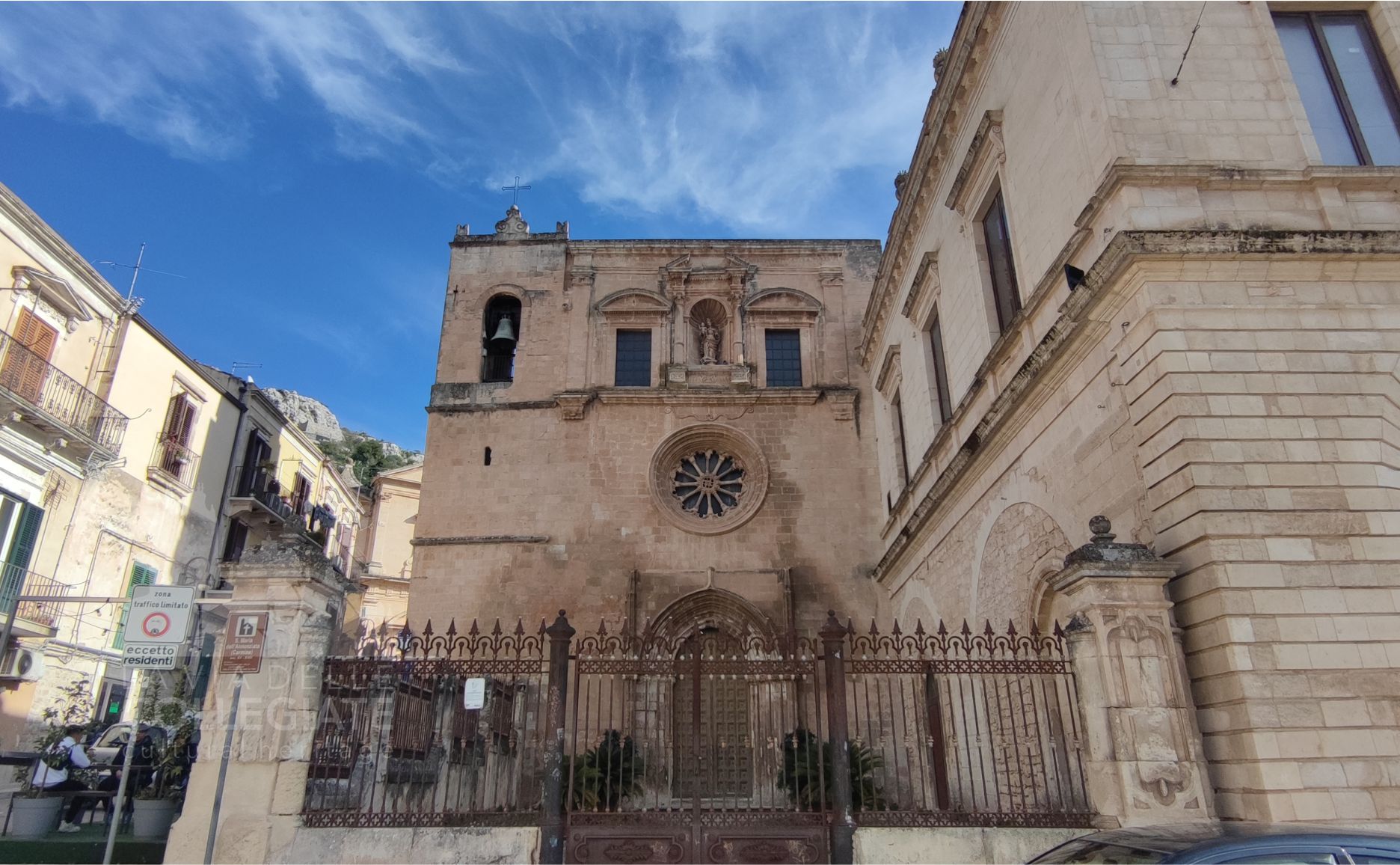 Sarà presentato domani un libro che racconta la storia della Chiesa del Carmine a Modica