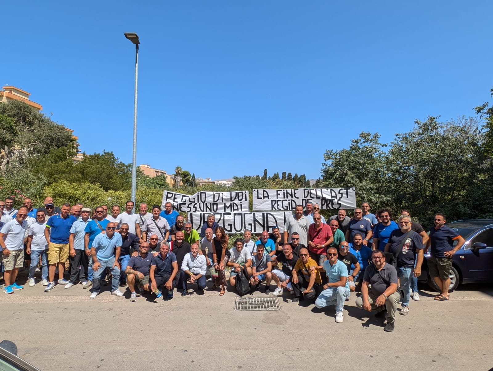 Protestano i lavoratori Ast, il M5S al loro fianco contro lo smantellamento dell’azienda