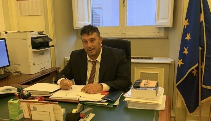 Ispica, tutti contro il sindaco Leontini che rimane in silenzio. Parla Genovese ed è caos