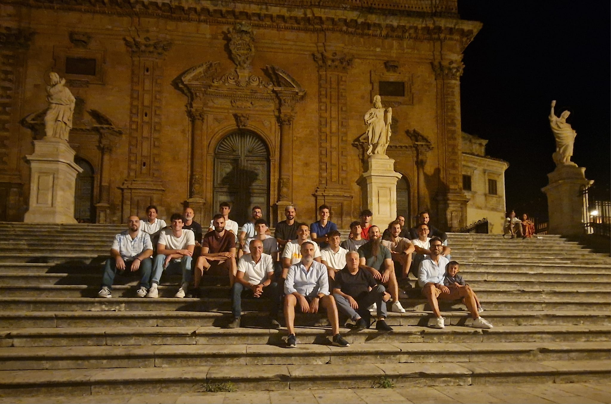Vacanze terminate per la Volley Modica, oggi inizia la preparazione, ieri cena di benvenuto