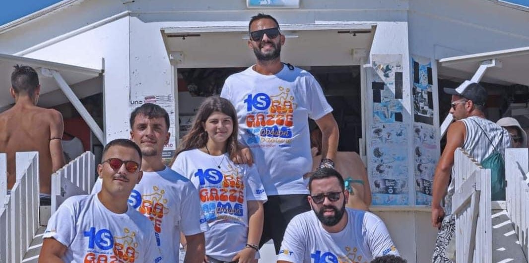 Marina di Modica: al lido Scirocco tornano le T-shirt della ‘solidarietà’