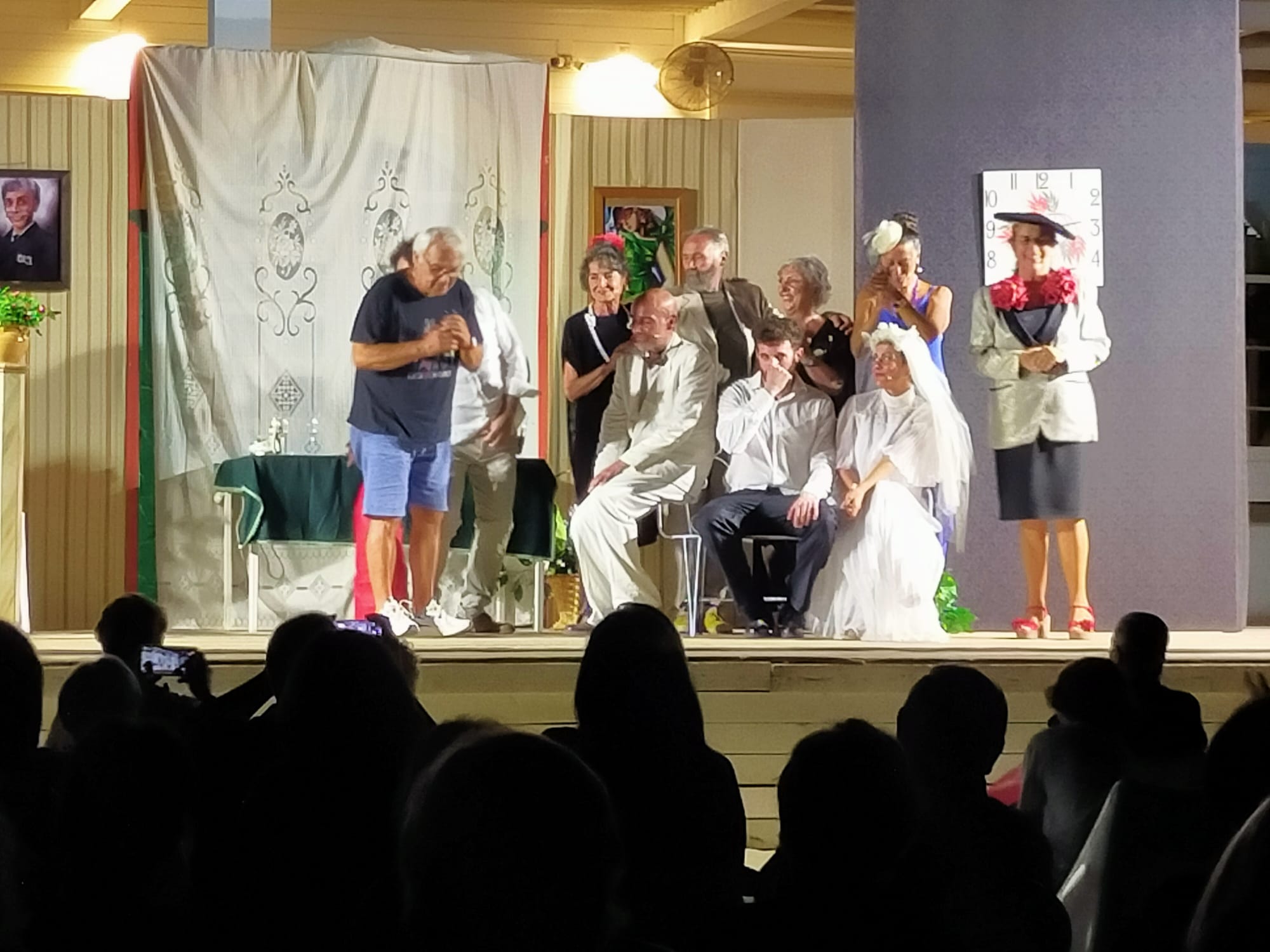 “Gobba a Levante” ha chiuso con successo la rassegna “Teatro in spiaggia” di Scoglitti