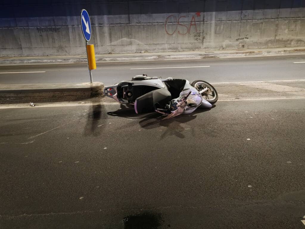 Genova: incidente mortale nel sottopasso di Caricamento, la vittima è un trentenne di Vittoria