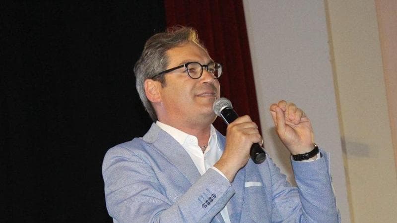 Pozzallo, tutti contro l’assessore Monte che risponde alle accuse e le rispedisce al mittente