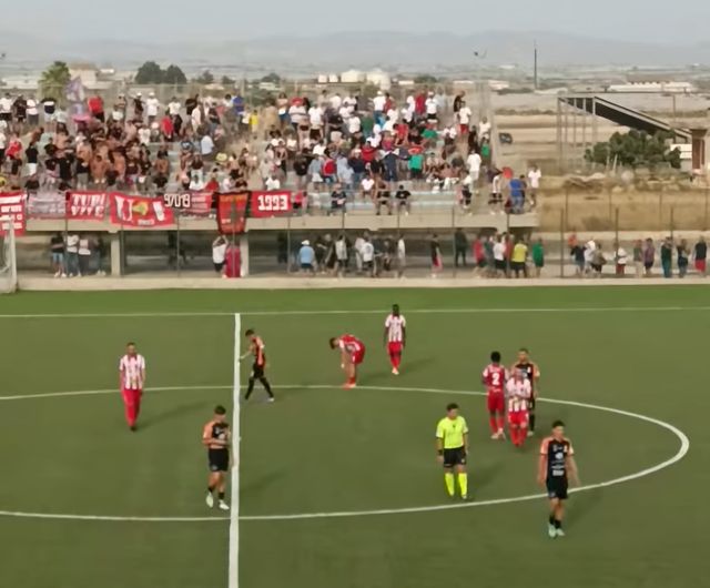 Mazzarrone e Vittoria FC non si fanno male, il return match finisce a reti bianche, biancorossi agli ottavi