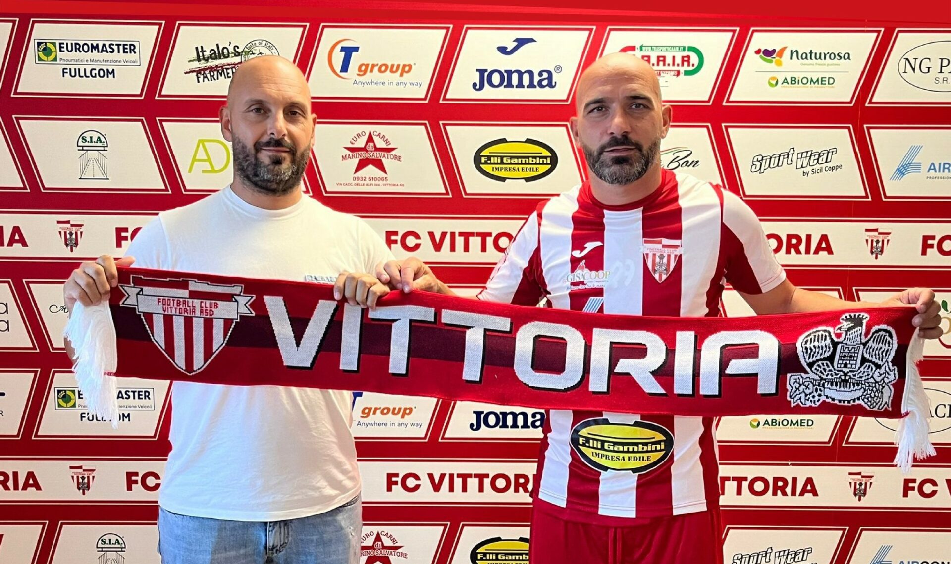 Botti di mercato al Vittoria FC, dalla Nissa arrivano Privitera e Gueye, domani al “Cosimo” c’è il Palazzolo