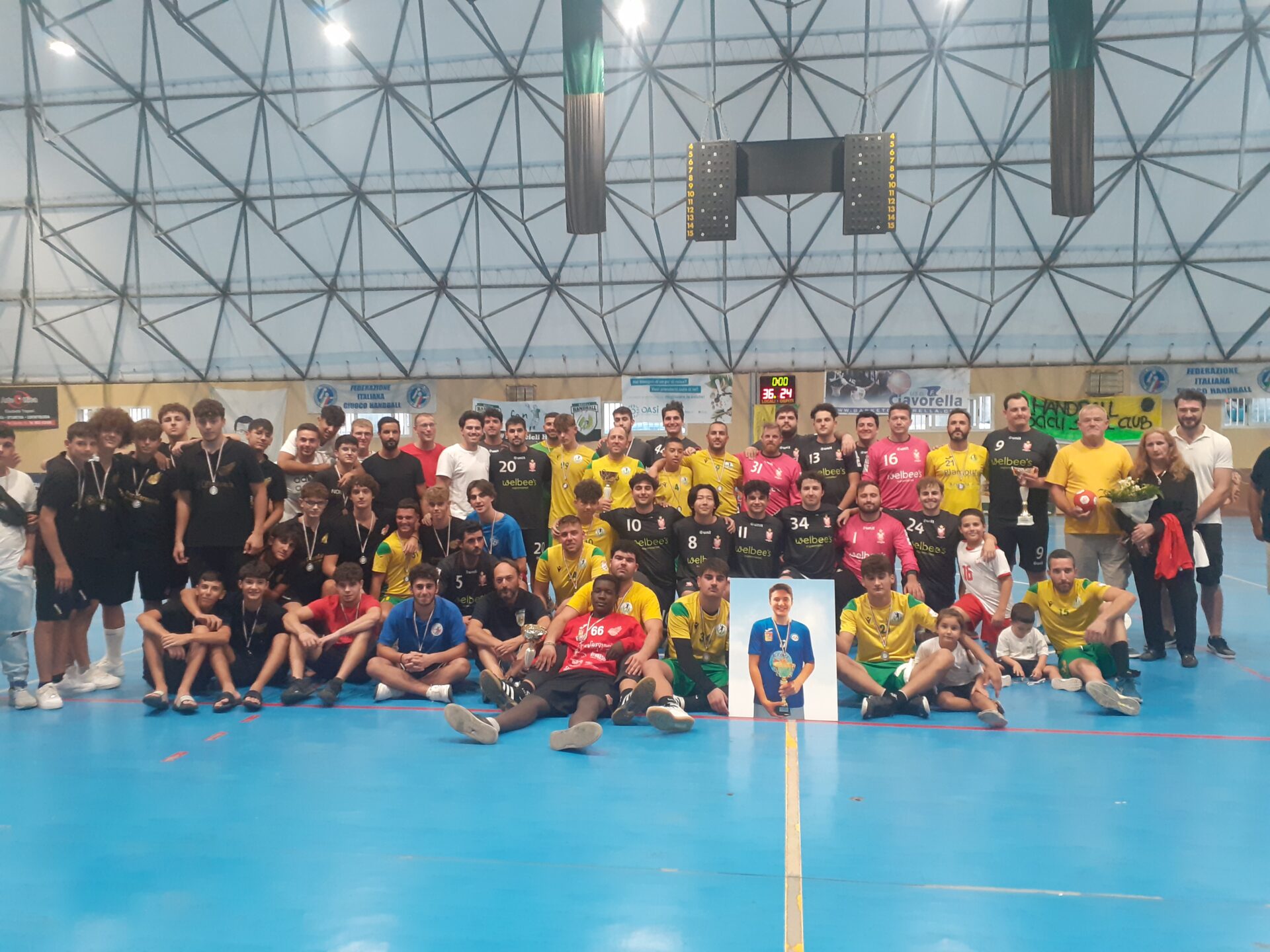 Scicli: domenica al “PalaJungi” la III^ edizione del memorial “Fabian Tabaku” di pallamano