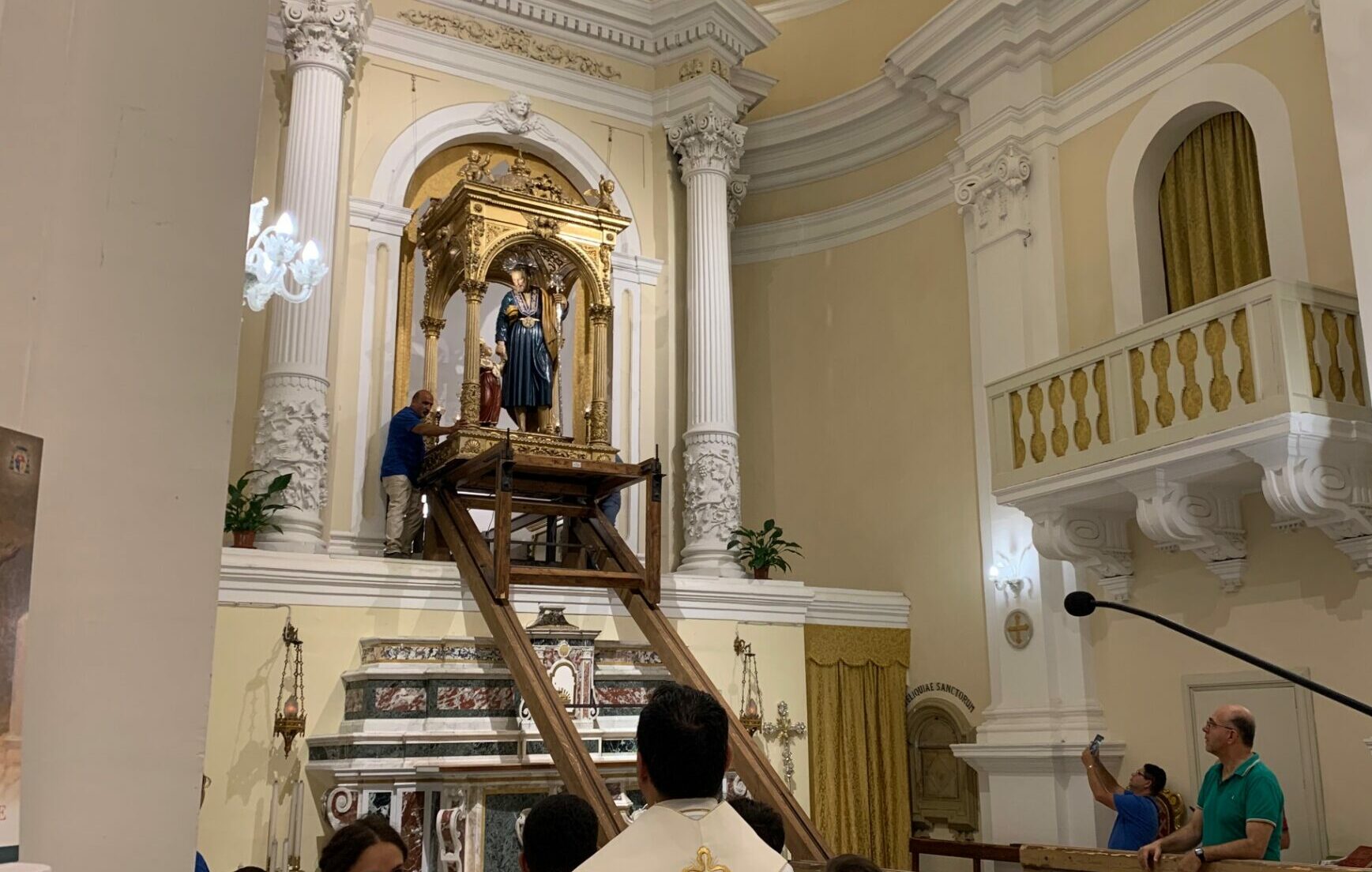 Giarratana replica la festa di San Giuseppe: domani la “scinnuta” del simulacro