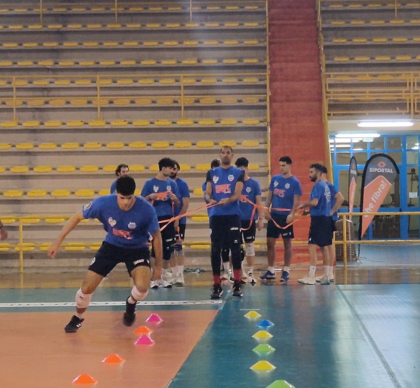 La Volley Modica chiude una settimana travagliata, stasera test match sul campo di Palmi