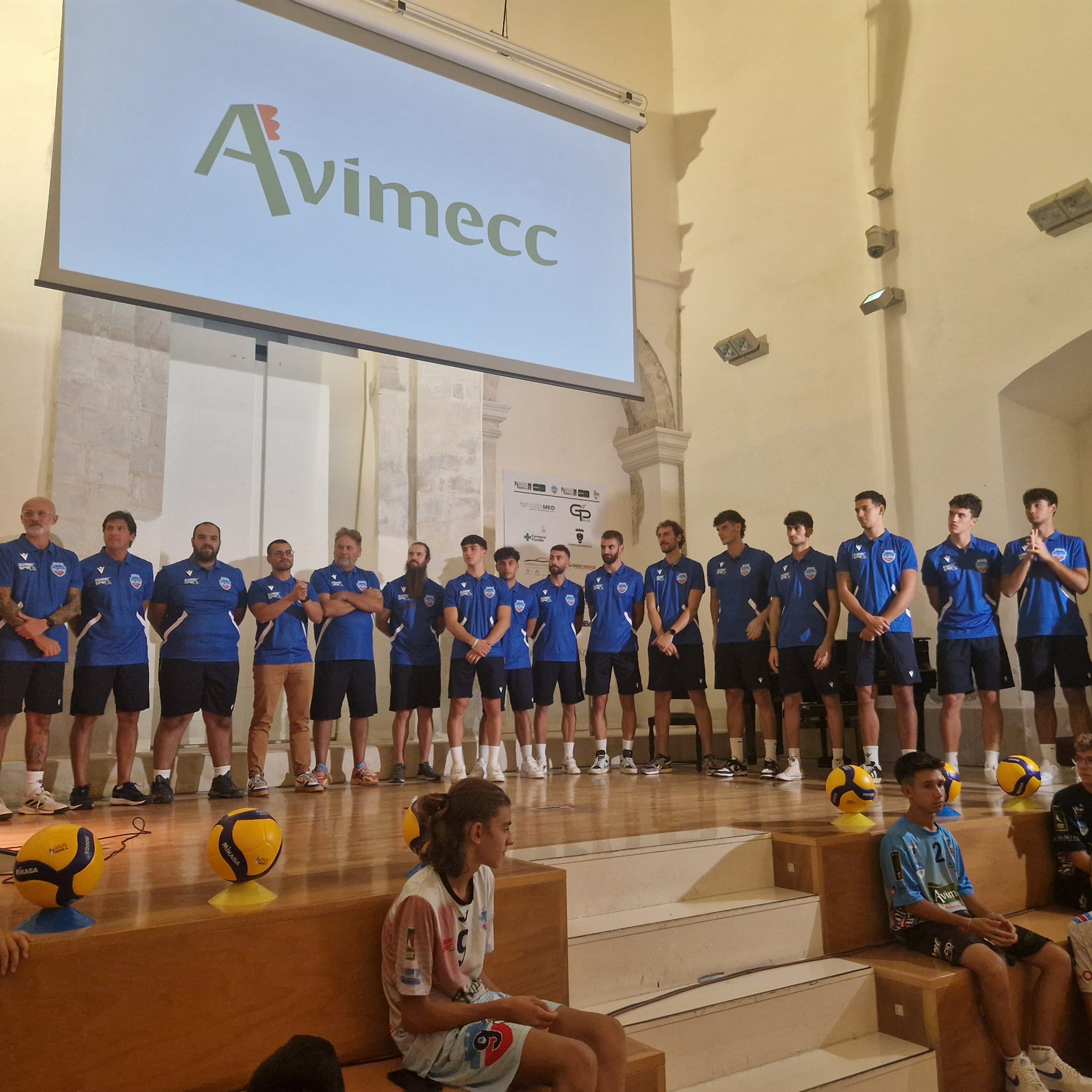 La Volley Modica alla terza settimana di lavoro, ieri la presentazione, a coach Distefano il premio “Barbagallo”