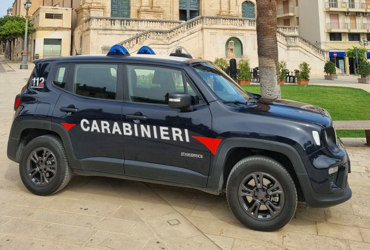 Ispica: sorpreso con della cocaina pronta per essere spacciata, i Carabinieri denunciano un albanese