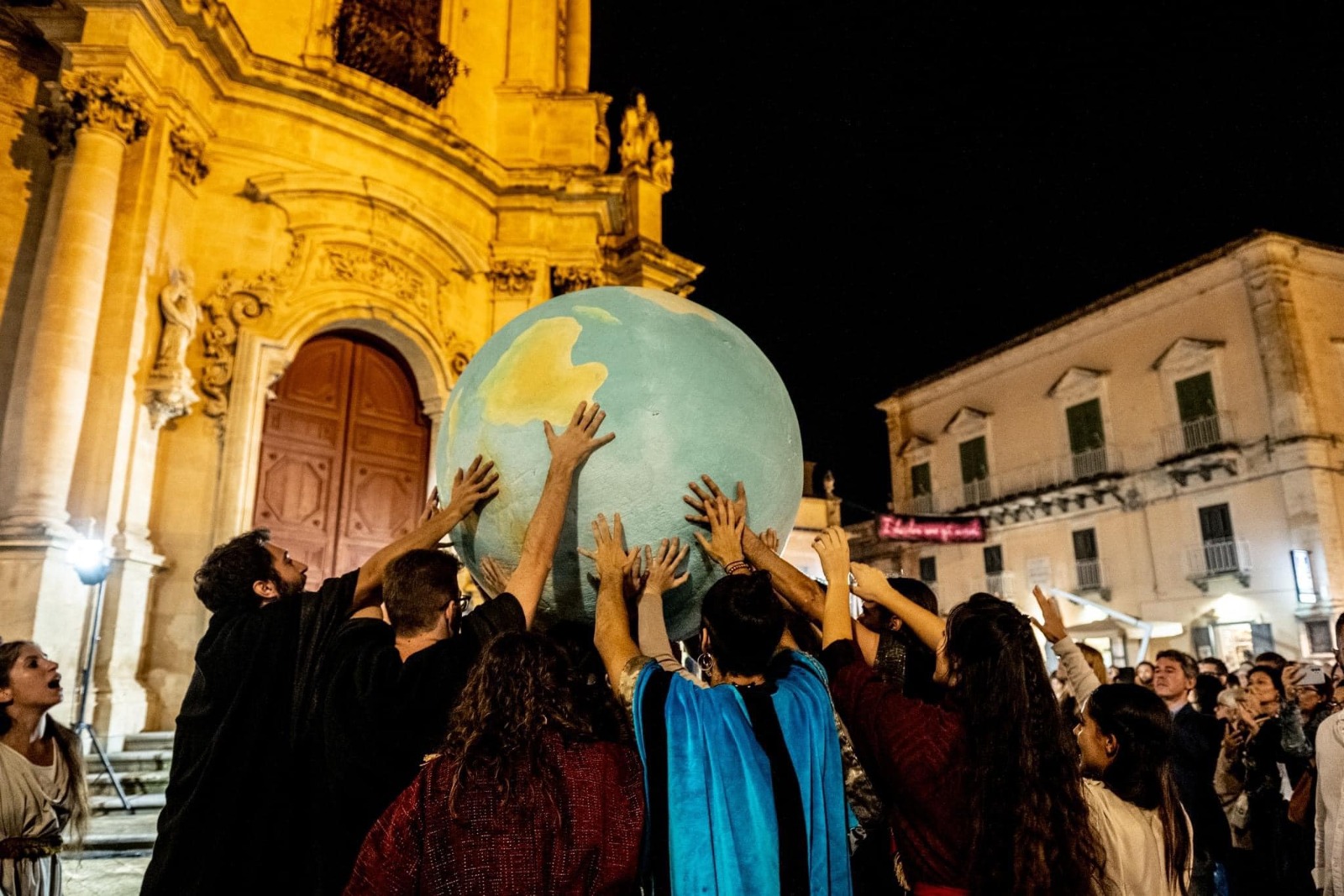 Al via da oggi “Ragusa dietro il sipario”: l’arte cammino contemplativo verso il Giubileo 2025