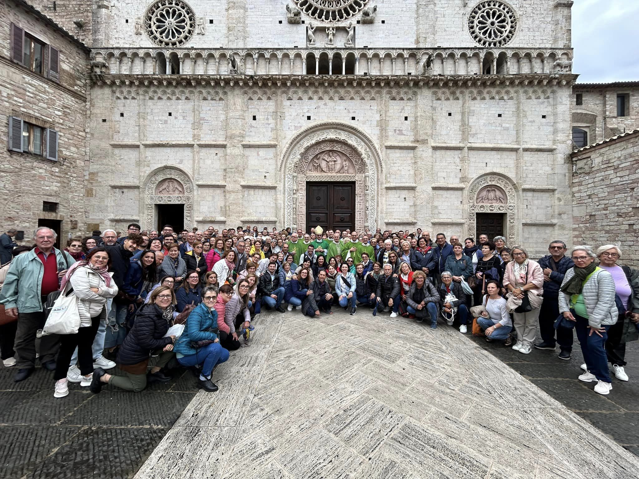 Celebrazione di San Francesco, numerosi pellegrini della Diocesi di Ragusa ad Assisi