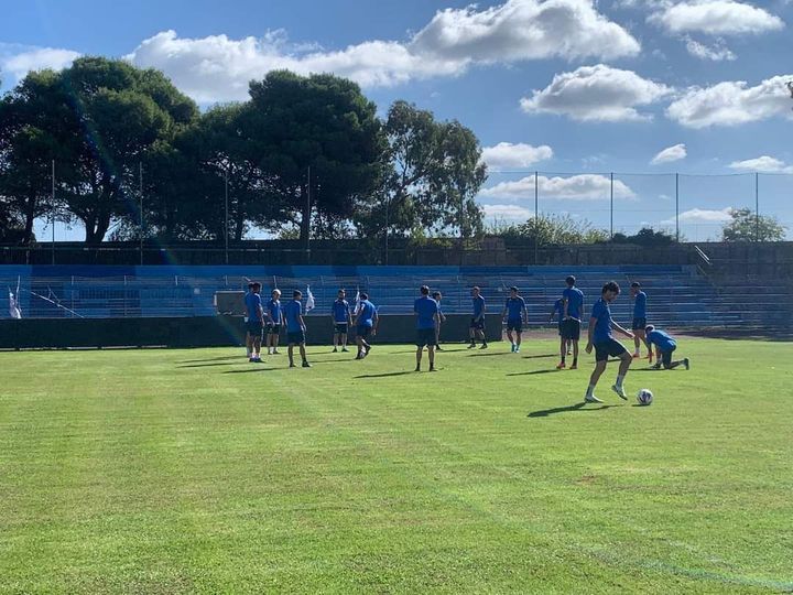 Il Ragusa in trasferta a Enna, gli azzurri al “Gaeta” senza il supporto dei tifosi