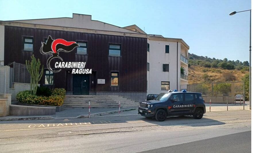 Ai domiciliari deteneva stupefacenti, beccato dai Carabinieri di Scicli