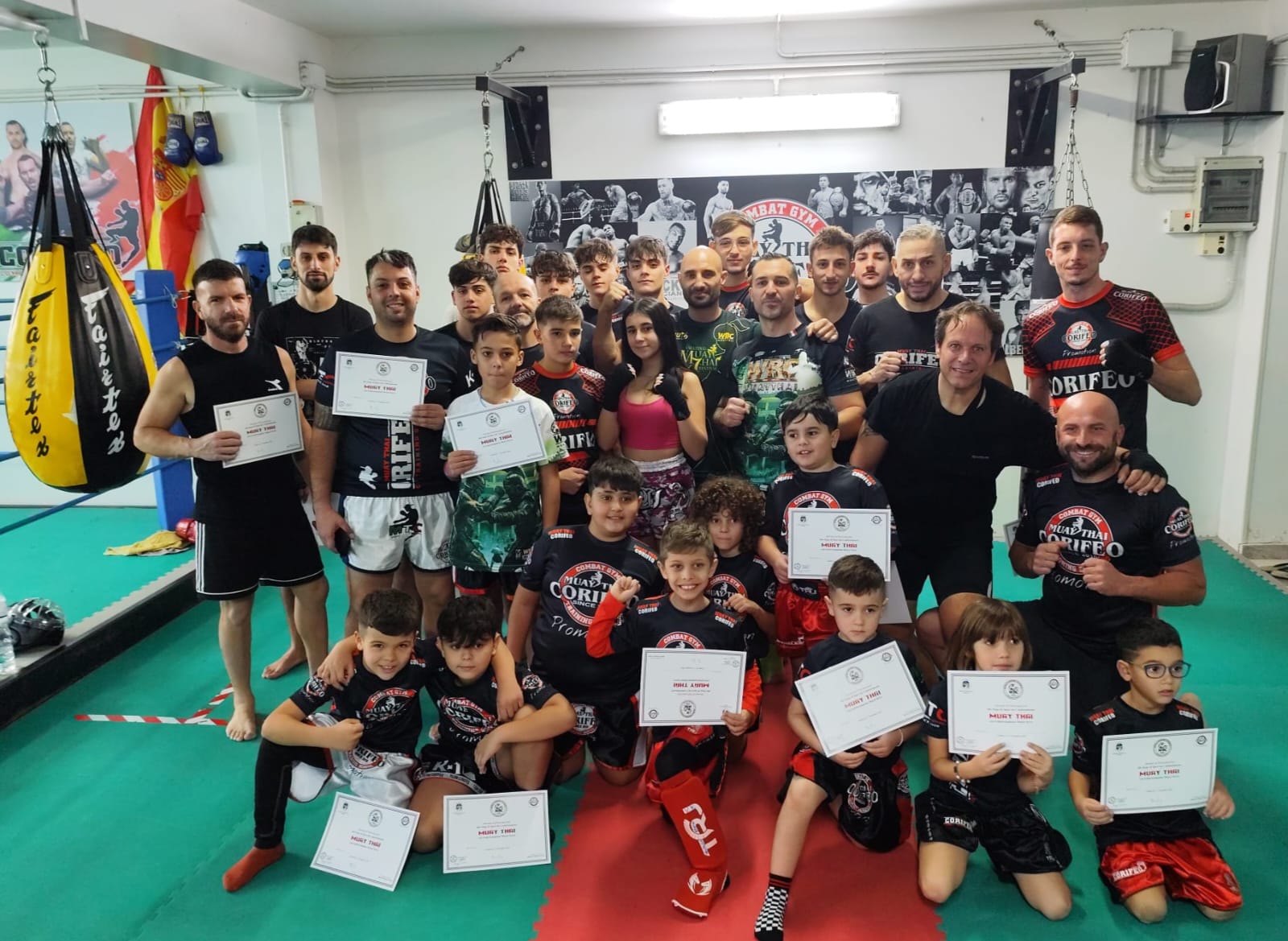 Muay Thai: a Comiso successo per il seminario del maestro Serra sotto l’egida del Csen di Ragusa