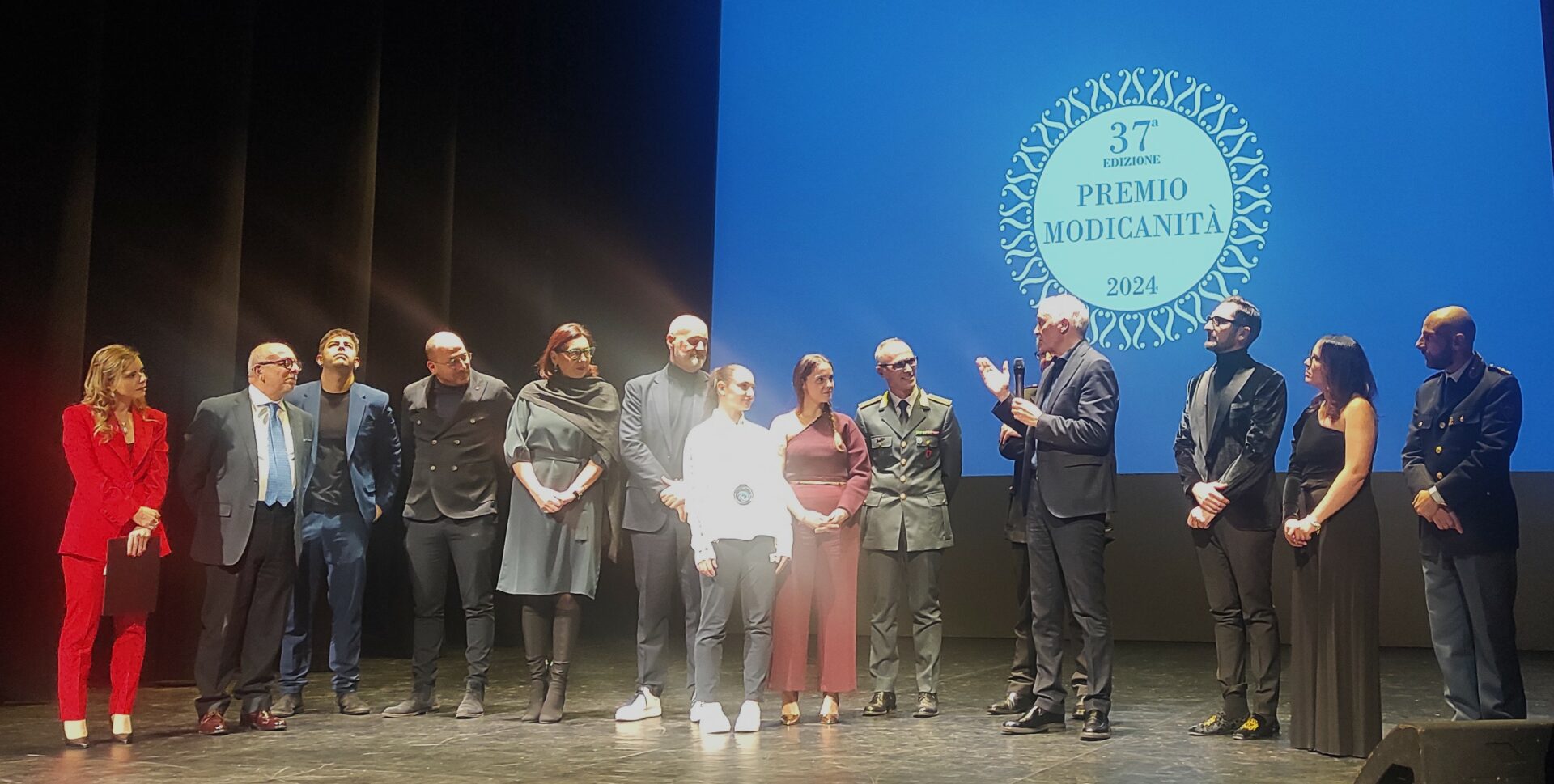 Una serata dedicata alla modicanità: merito e impegno premiati al Teatro Garibaldi
