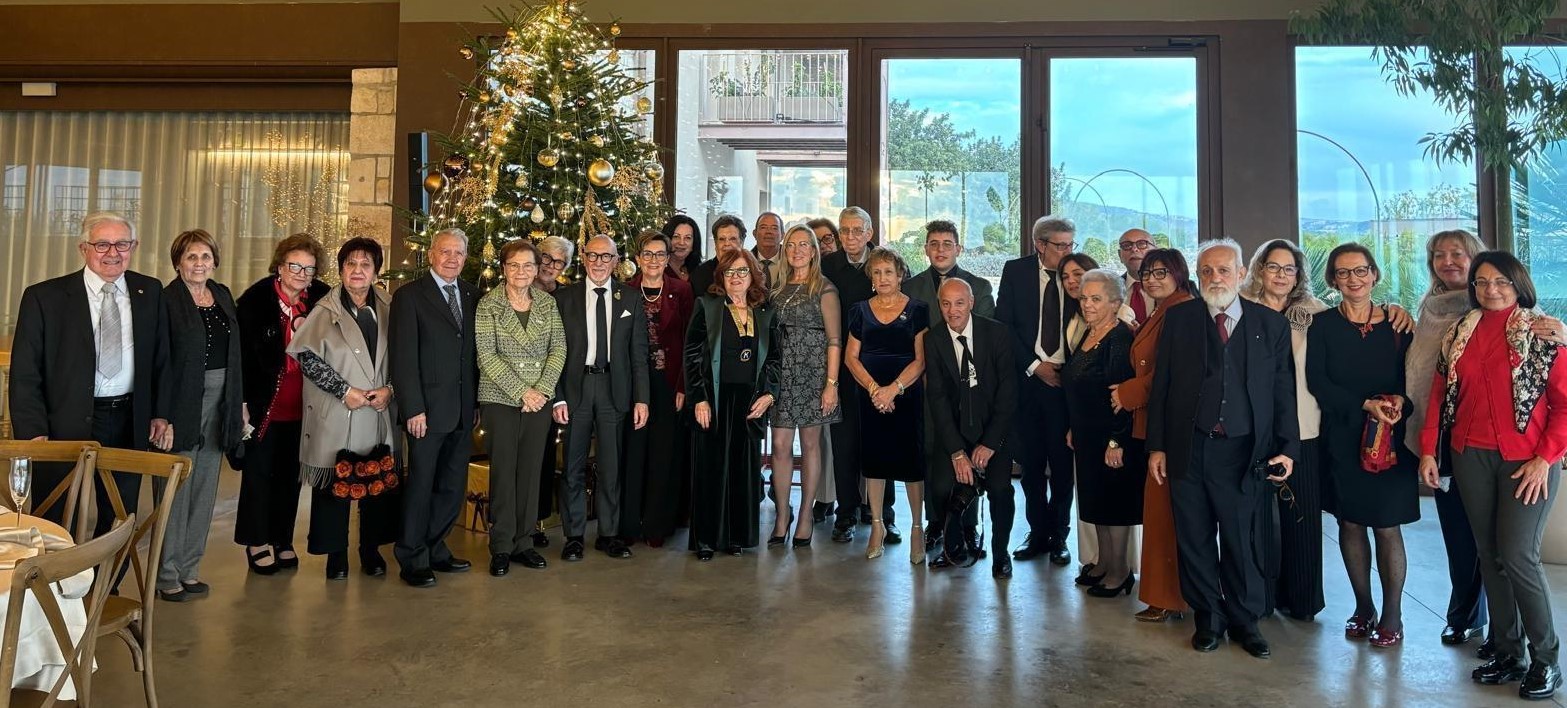 Kiwanis, scambio di auguri nel pranzo sociale tra i club di Modica e di Scicli