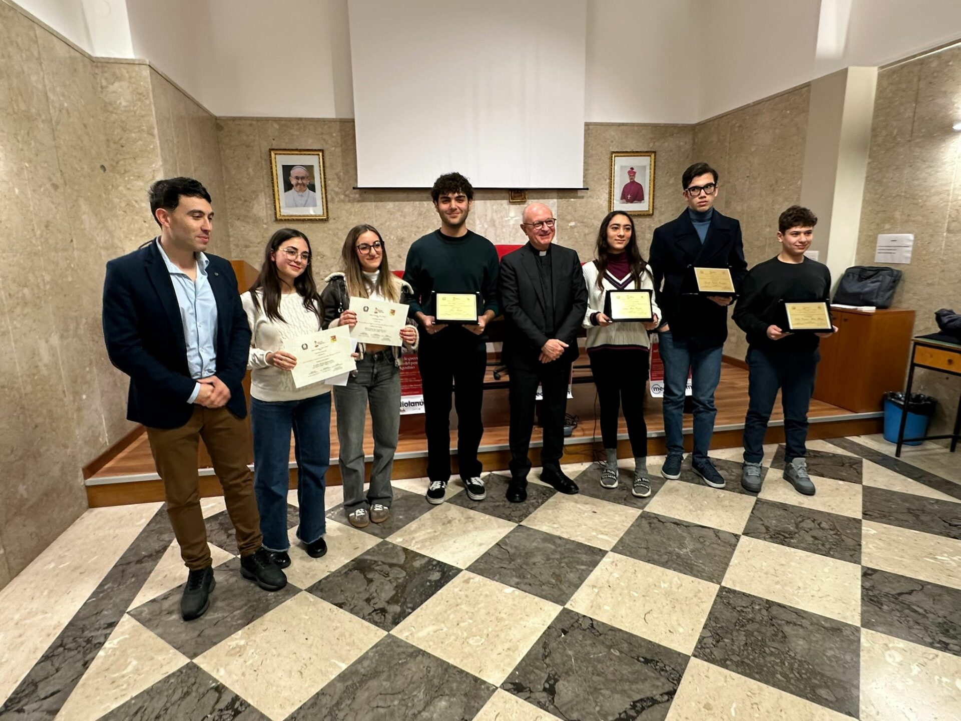 Grande successo per il Certamen Augustinianum Ragusiense: ecco i nomi degli studenti premiati