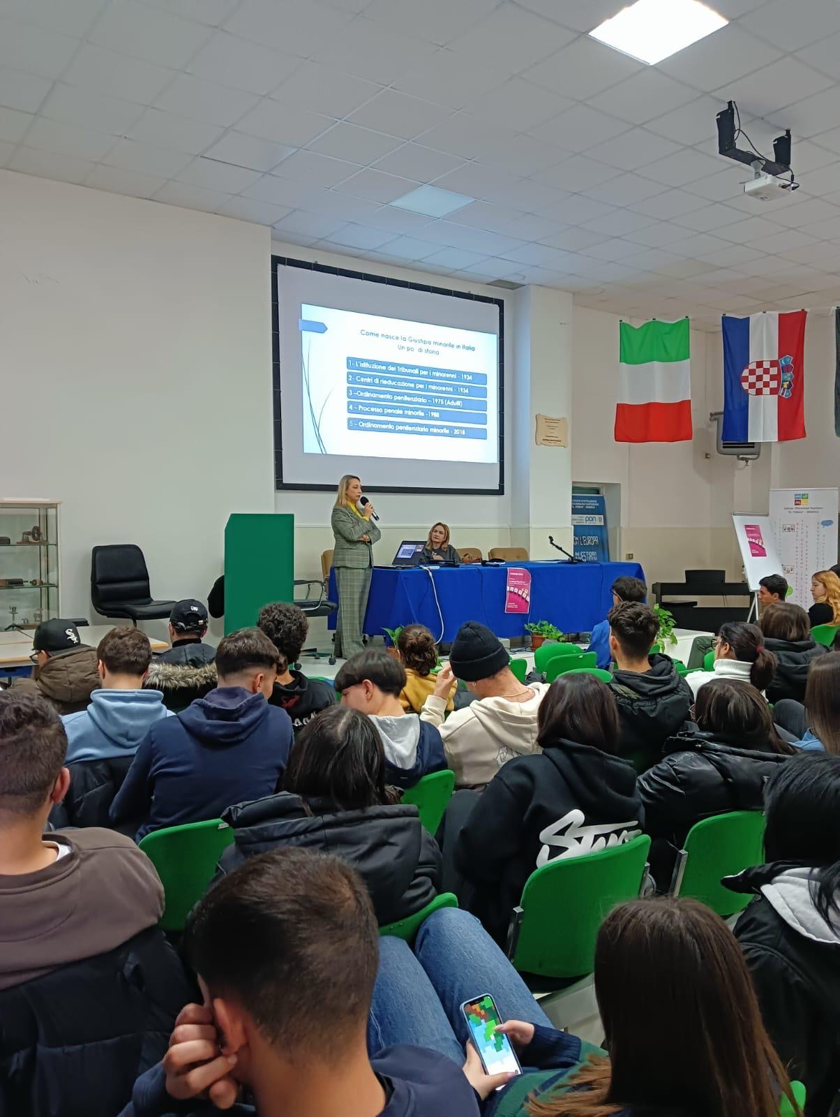 Modica, al Verga una conferenza sulla devianza e la giustizia minorile