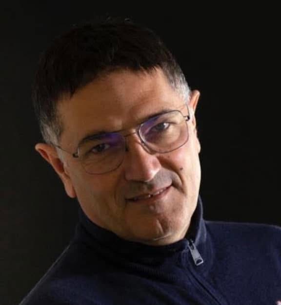Pozzallo, politica impazzita, l’ex consigliere Asta salva il sindaco ma condanna l’amministrazione