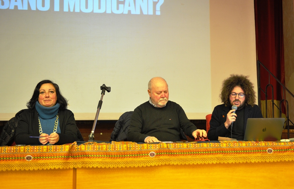 La società civile di Modica si occupa di “dissesto”. Spietata l’analisi dell’ex sindaco Di Martino