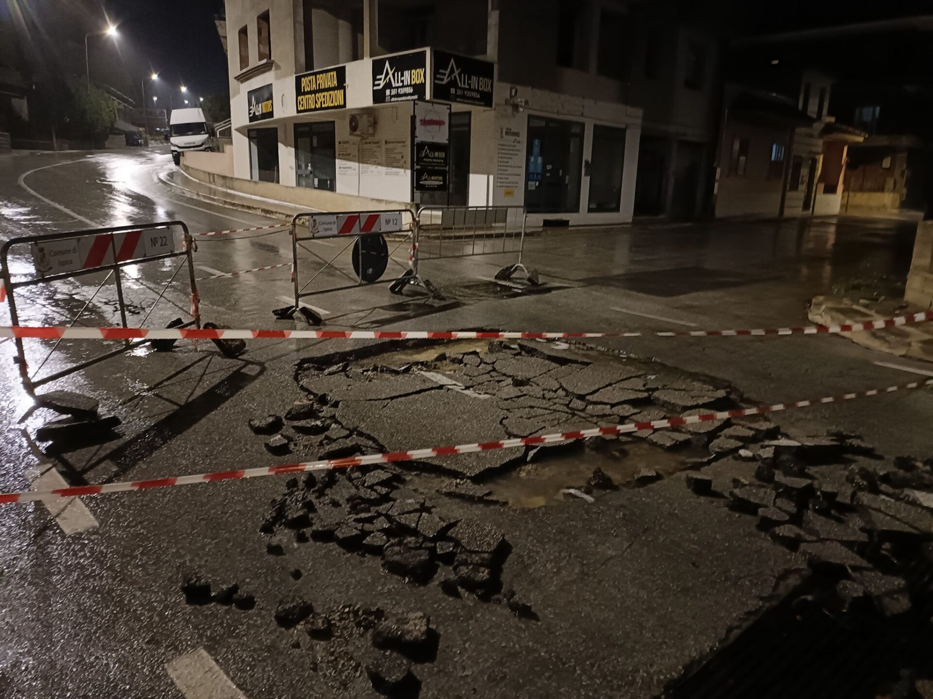 Nubifragio sulle colline ispicesi: ieri pomeriggio caduti 110 mm di pioggia, danni alla Statale