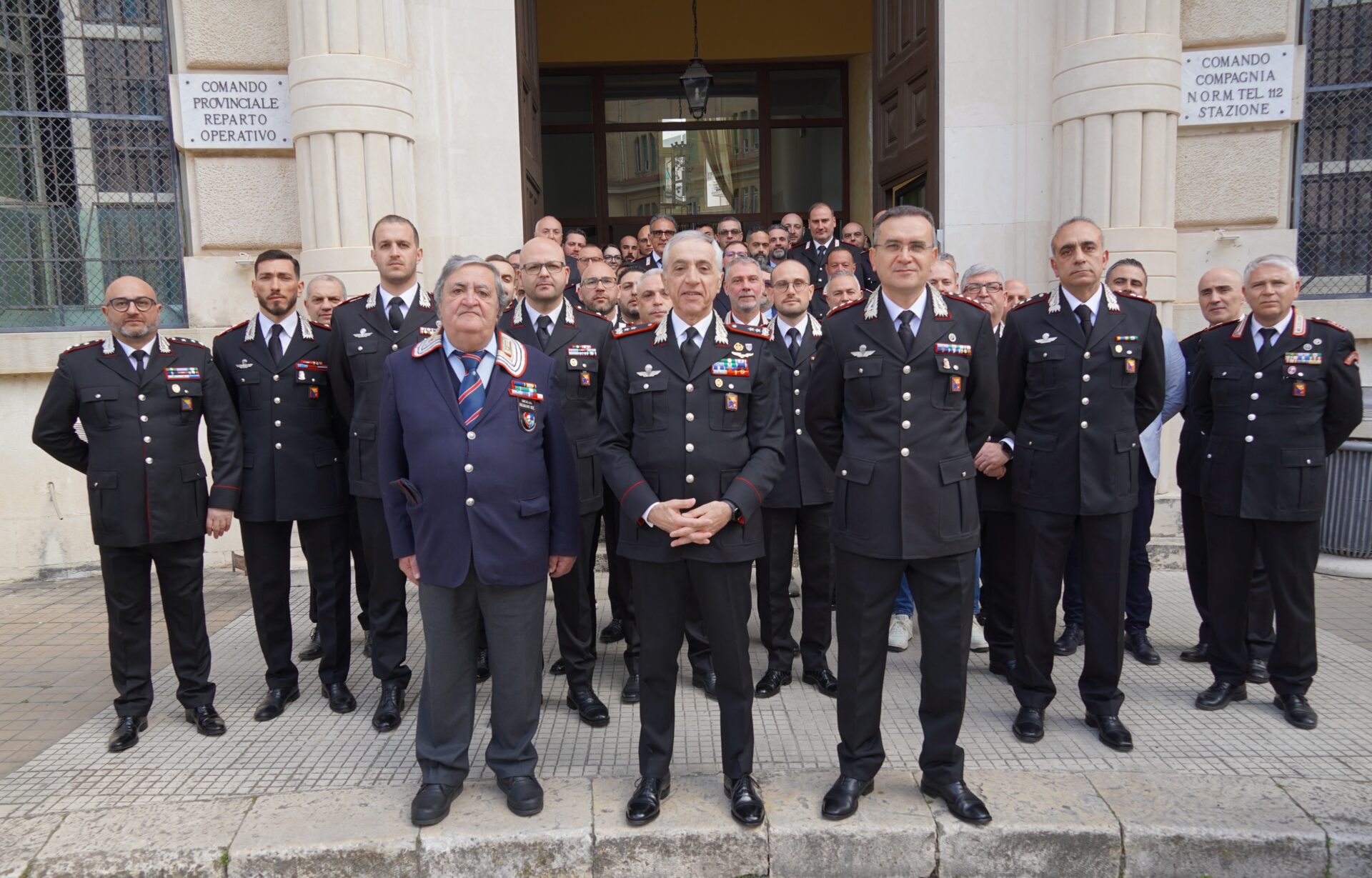 Sicurezza e legalità: il Generale Spina a Ragusa elogia i Carabinieri per i successi contro il crimine