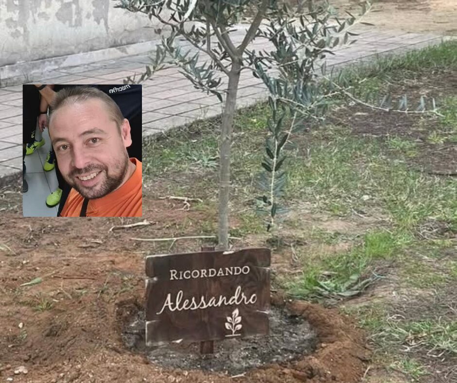 Vittoria: l’Istituto Traina ricorda Alessandro con una cerimonia semplice ma sentita (video)