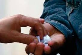 Denunciato giovane pusher vittoriese trovato in possesso di 14 dosi di cocaina