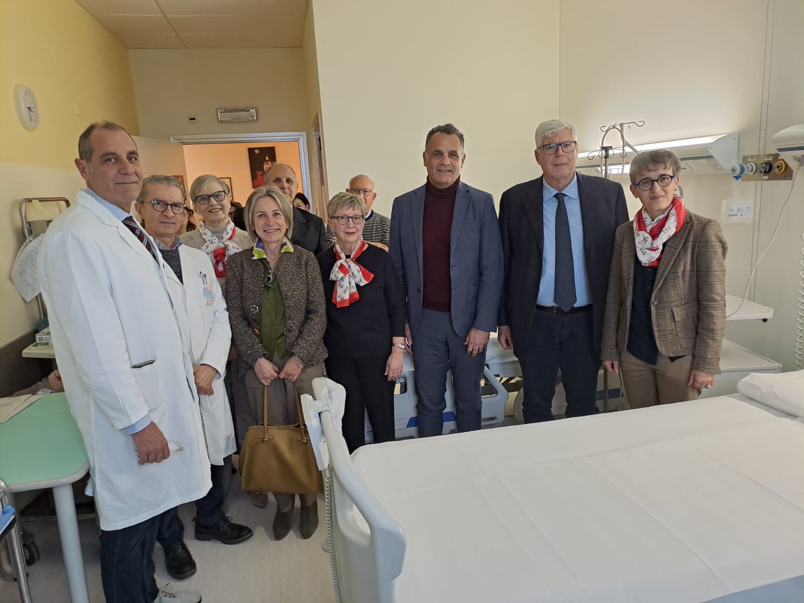 Gesto di generosità dell’AIL di Ragusa: donati due letti di degenza elettrici al “Giovanni Paolo II”
