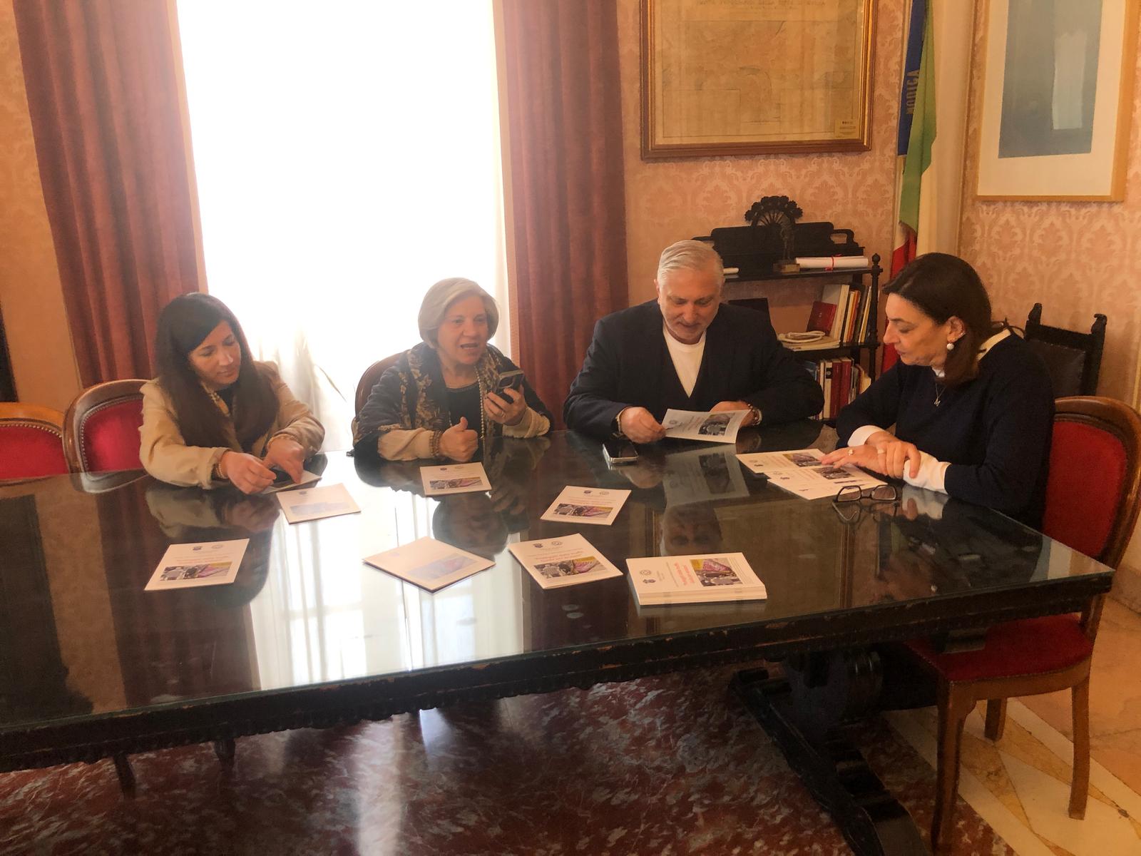 Un libretto contro le truffe a tutela degli anziani presentato oggi a Modica