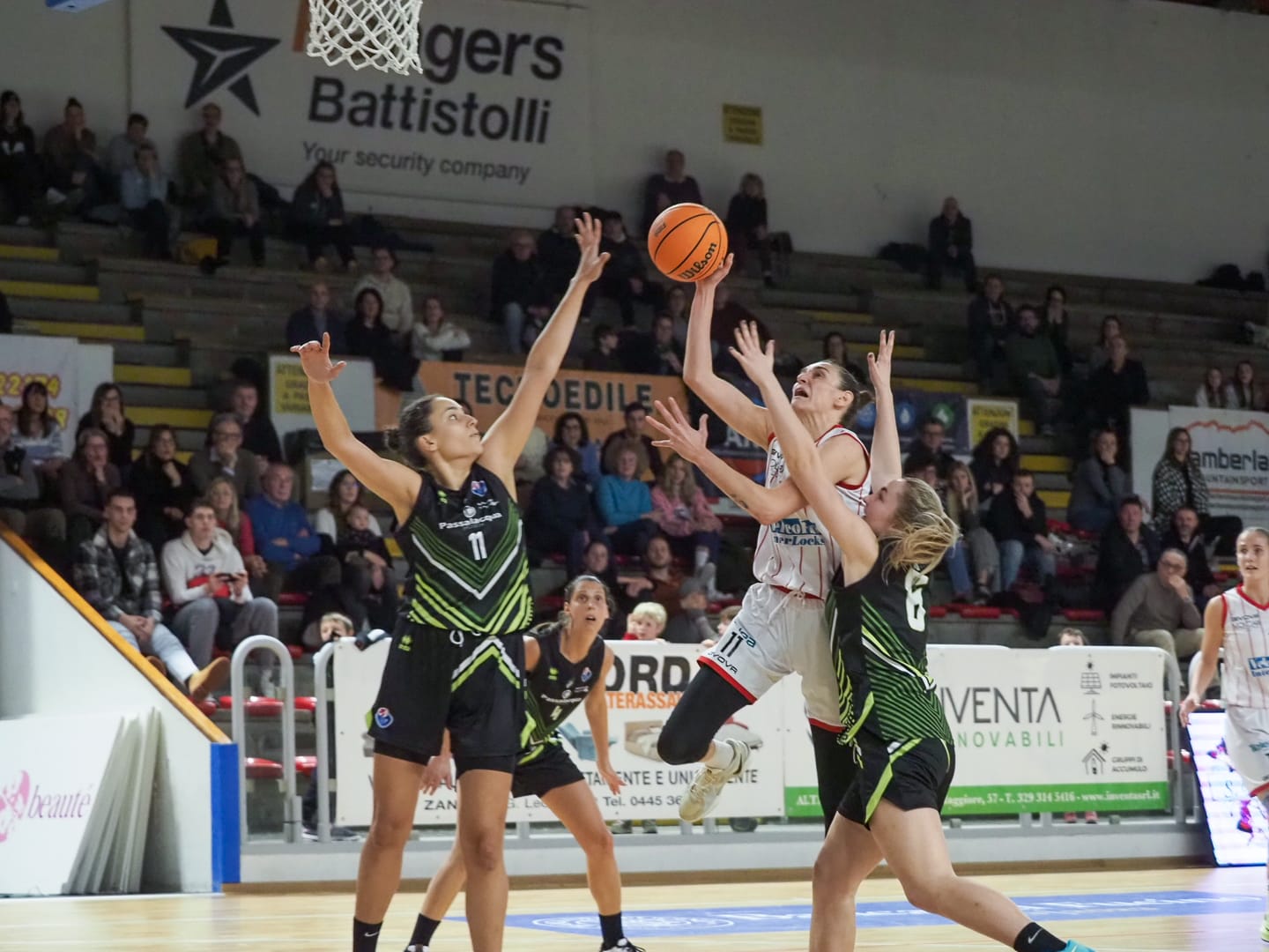 La Passalacqua espugna Ancona, ragusane alla decima vittoria consecutiva ricordando Sara Campanella