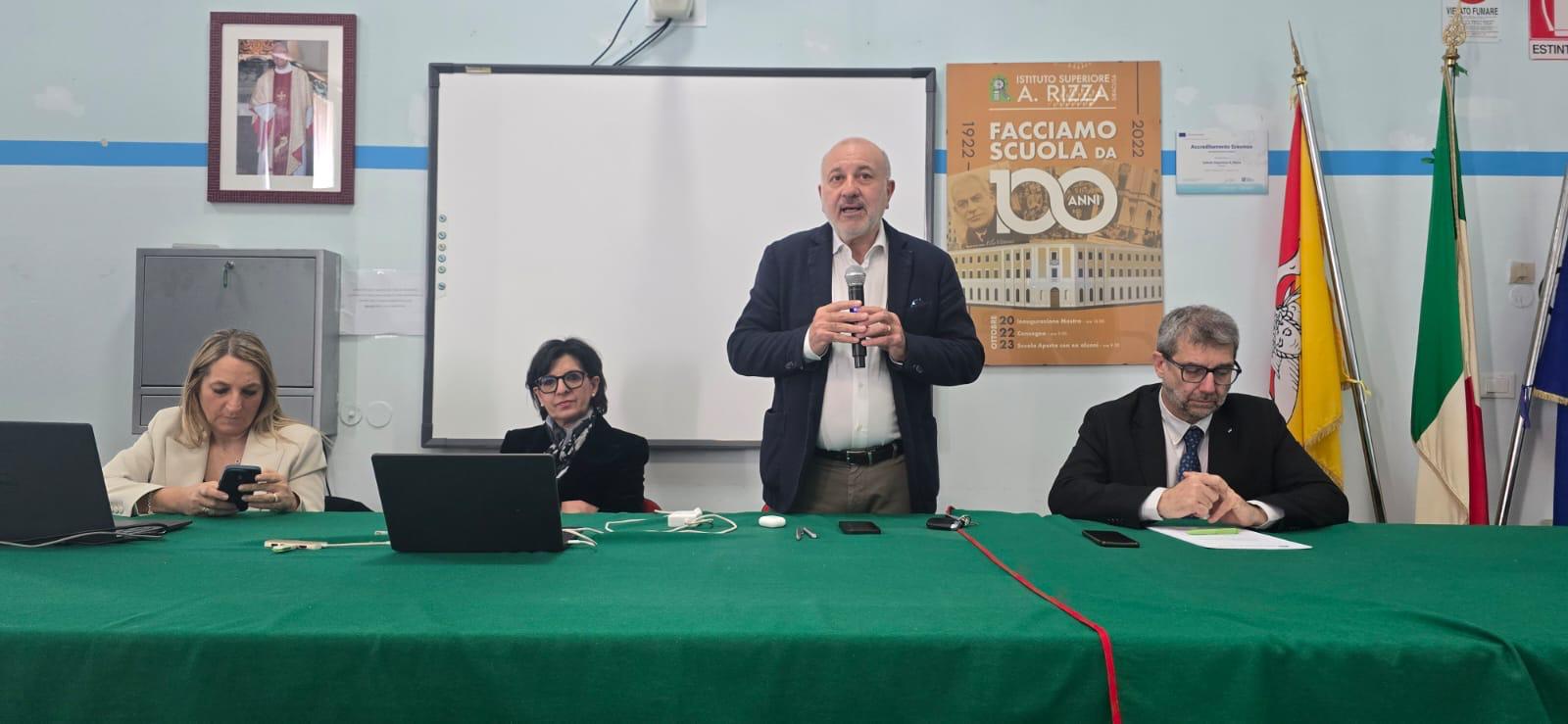 La scuola del futuro: immissioni in ruolo e calo demografico visti dalla Cisl di Ragusa e Siracusa
