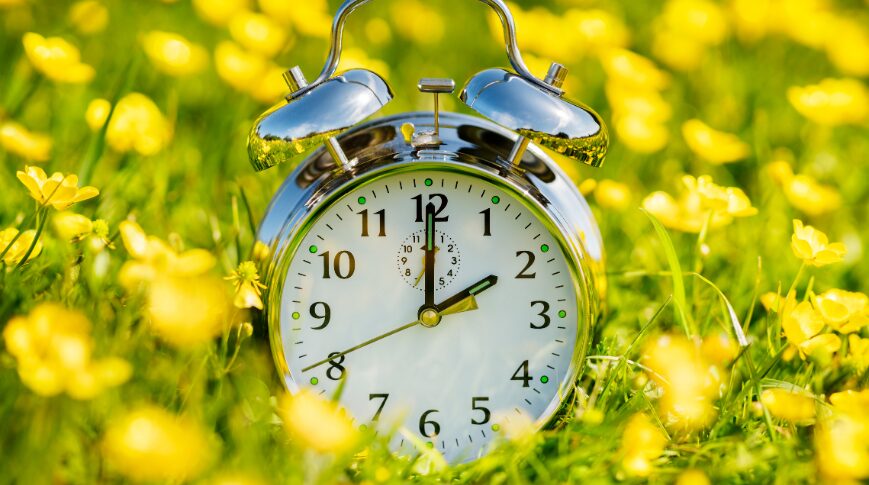 L’ora legale, un mini jet lag che influenza la nostra vita (Video)