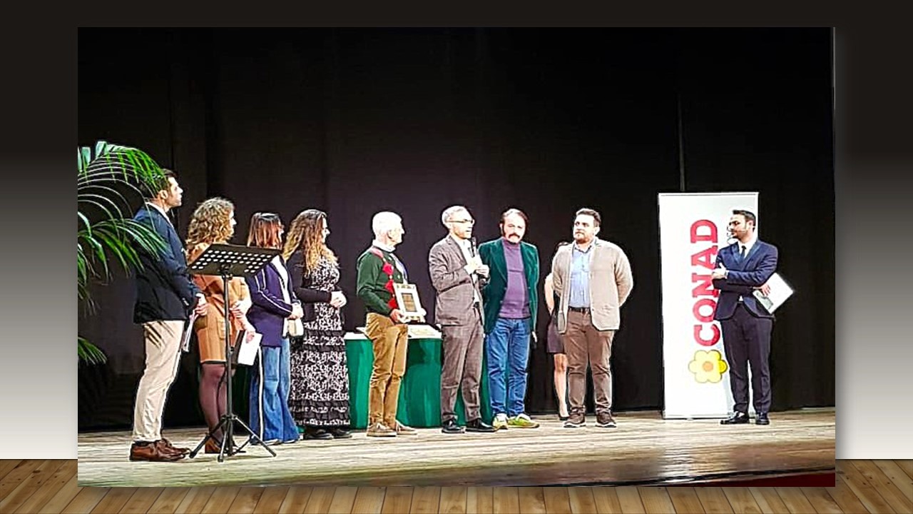 Teatro: la “Compagnia del Pero” di Comiso vince il premio della Giuria Popolare, i complimenti del sindaco