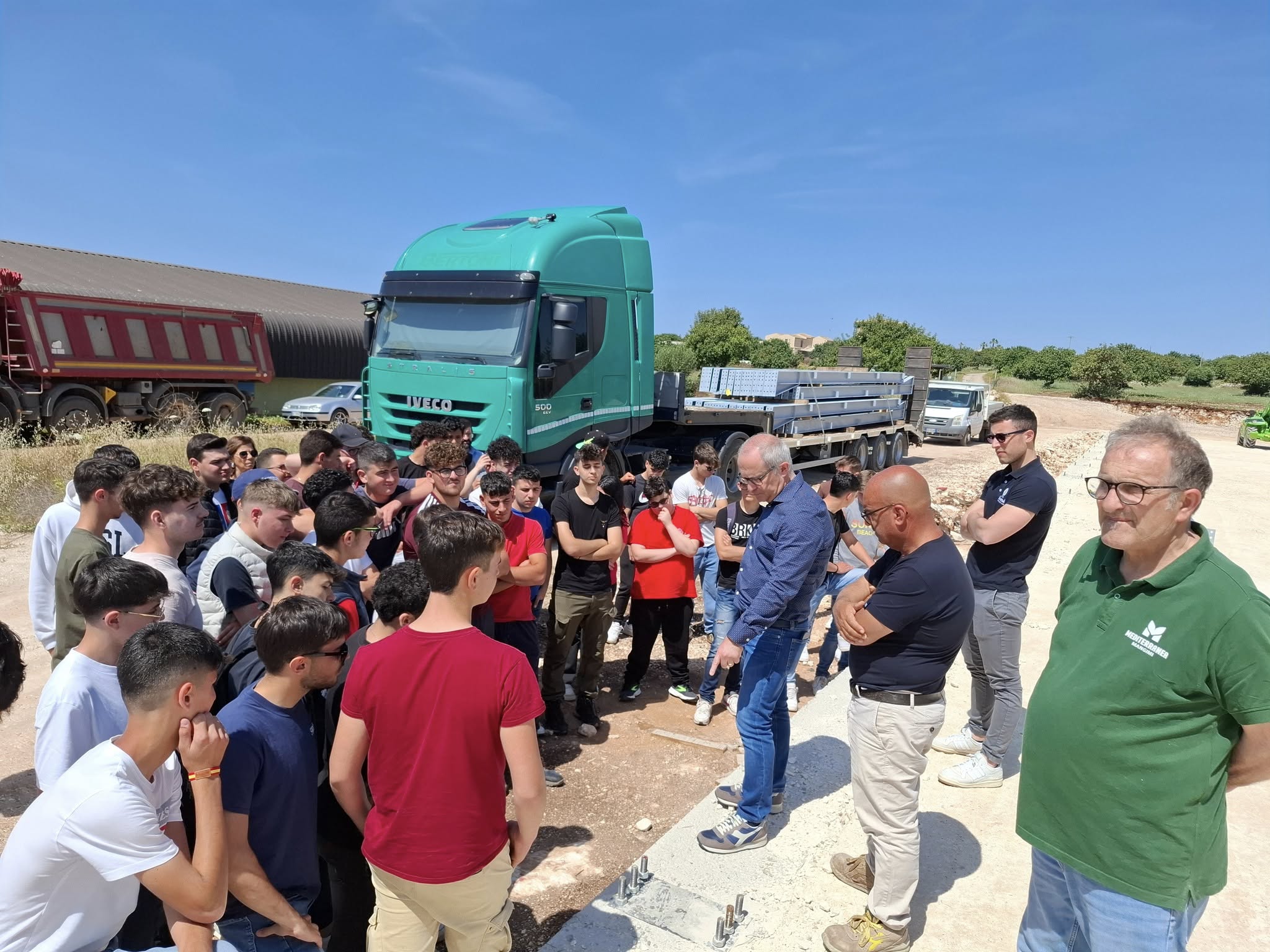 Gli studenti dell’Agrario di Scicli in visita al Polo Avicolo Modicano: eccellenza aperta ai giovani